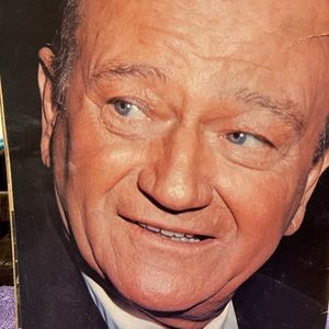 Collectors John Wayne Magazine and collectors plate memorabilia